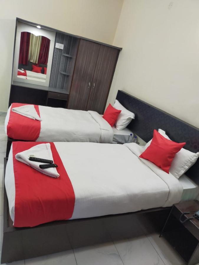 Hotel Buddha Kushinagar Екстериор снимка