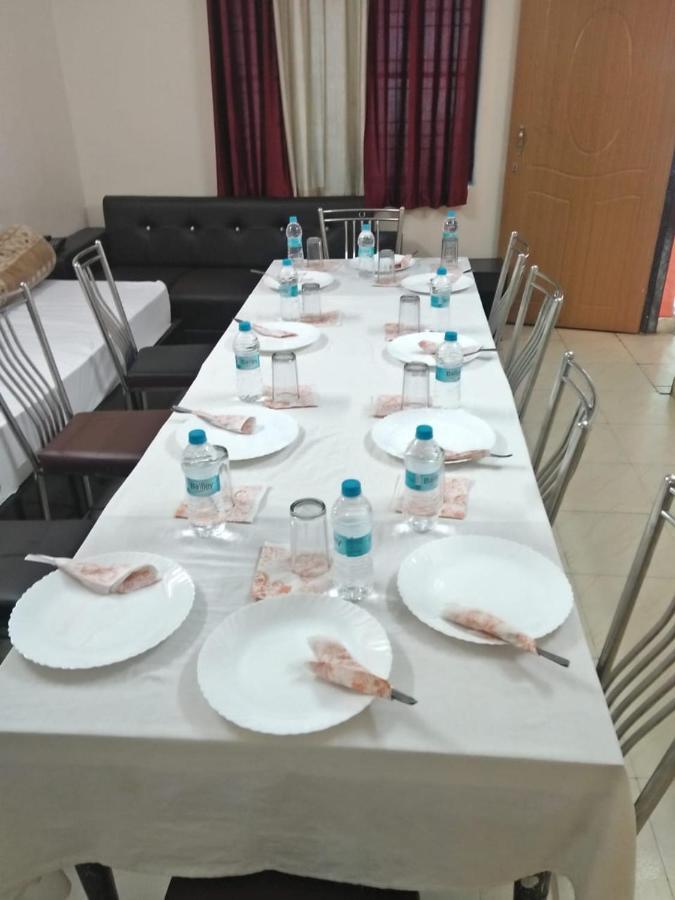 Hotel Buddha Kushinagar Екстериор снимка